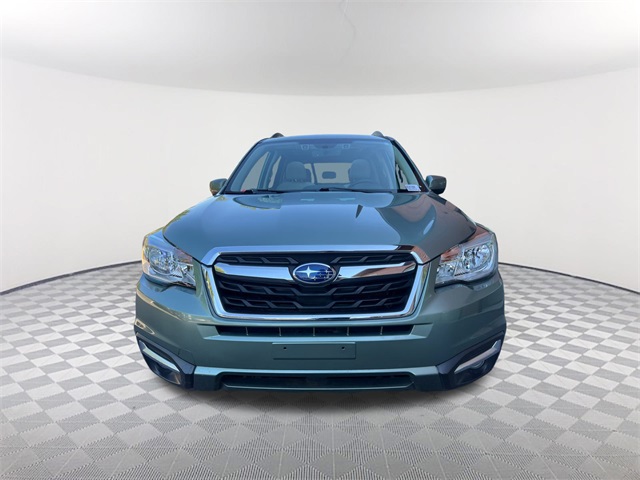 2018 Subaru Forester 2.5i Premium photo 2