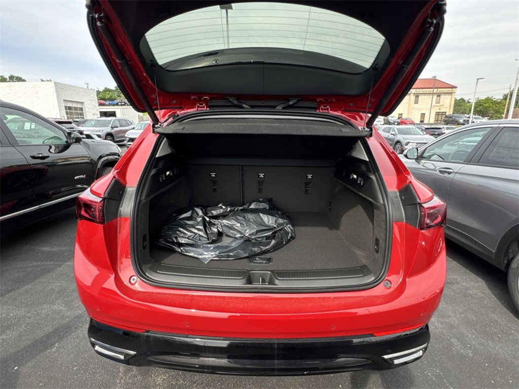 2025 Buick Envision Sport Touring photo 28
