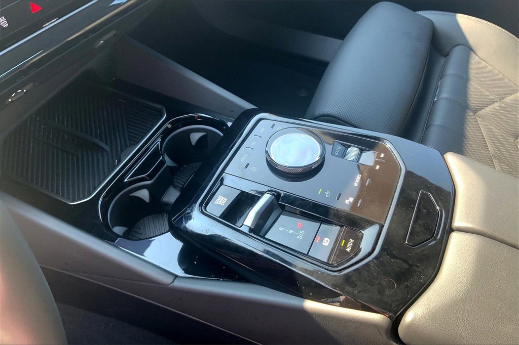 2025 Bmw 530i photo 16