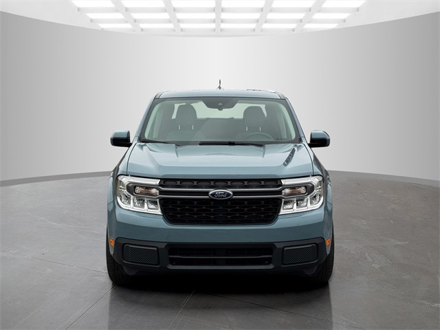 2023 Ford Maverick XLT photo 2