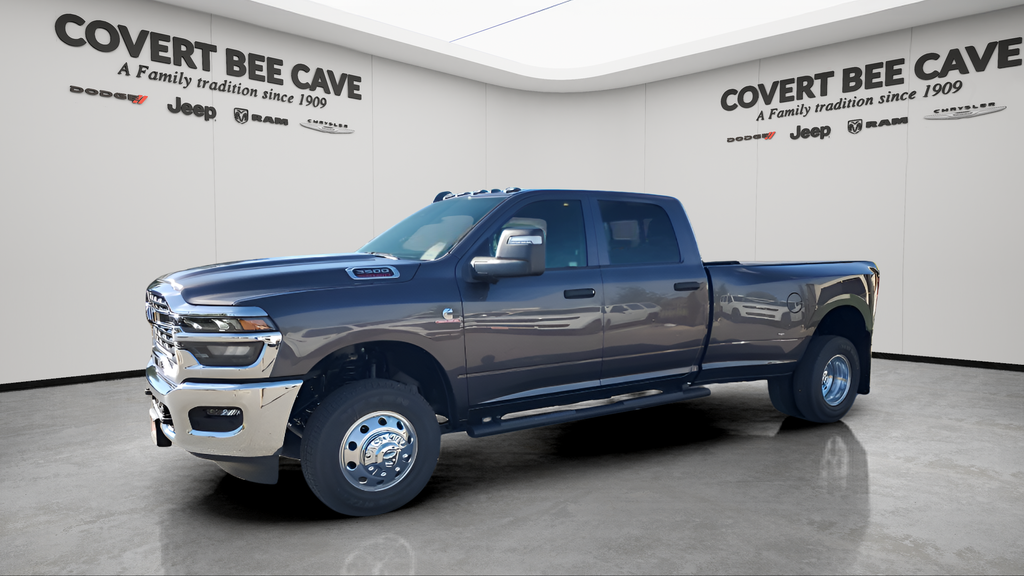 2026 Ram 3500 Tradesman photo 3