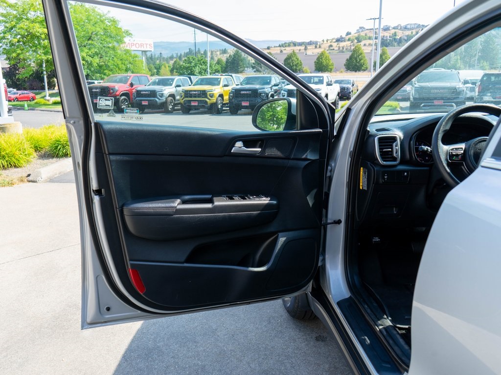 2017 Kia Sportage LX photo 14