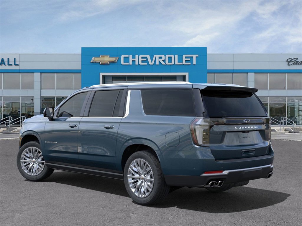 2025 Chevrolet Suburban High Country photo 3