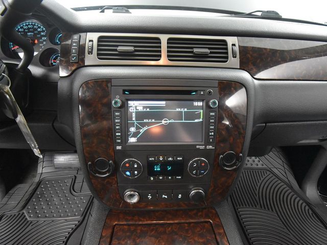 2012 Gmc Yukon Denali photo 24