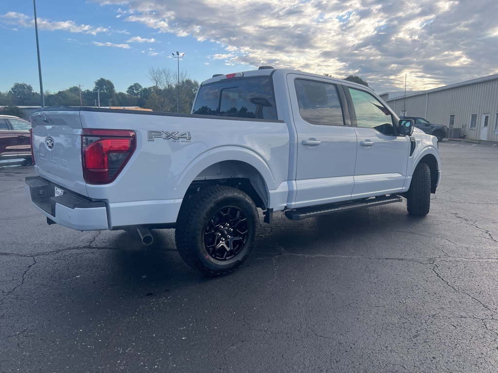 2025 Ford F-150 XLT photo 4