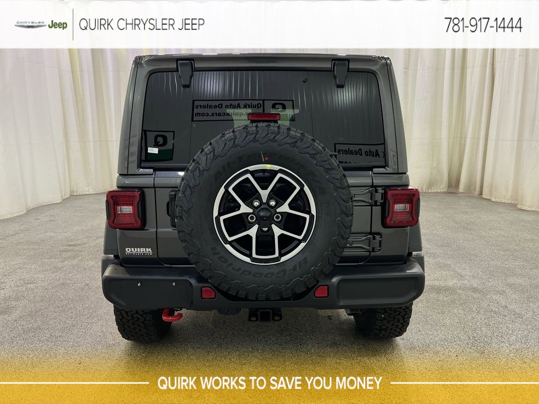 New 2025 Granite Crystal Metallic Clearcoat Jeep Rubicon image 7