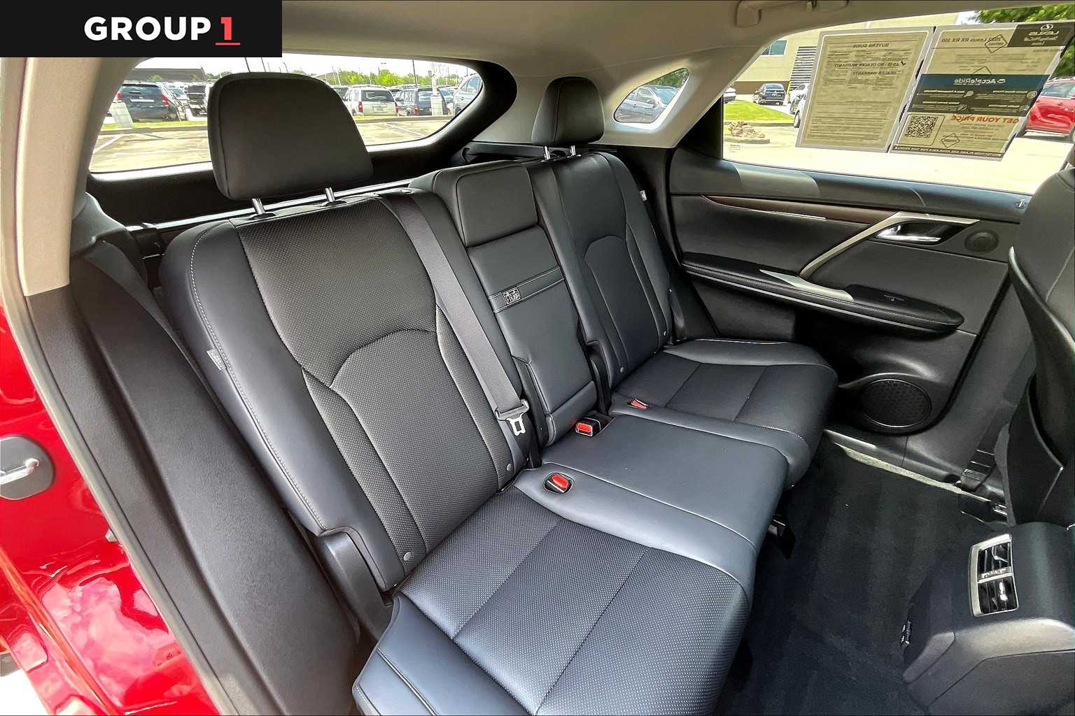 2022 Lexus RX Premium photo 17