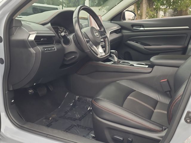 2024 Nissan Altima 2.5 SR photo 5