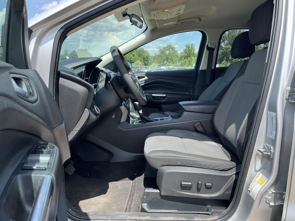 2017 Ford Escape SE photo 4