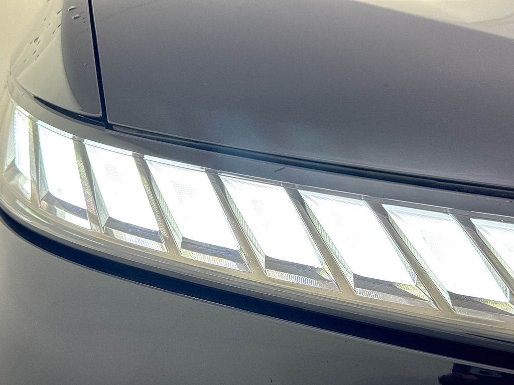 2025 Infiniti QX80 Sensory photo 31
