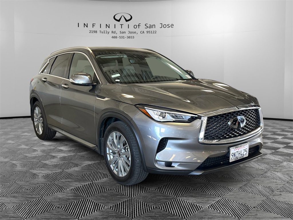 Certified Used 2024 Gray INFINITI LUXE image 3