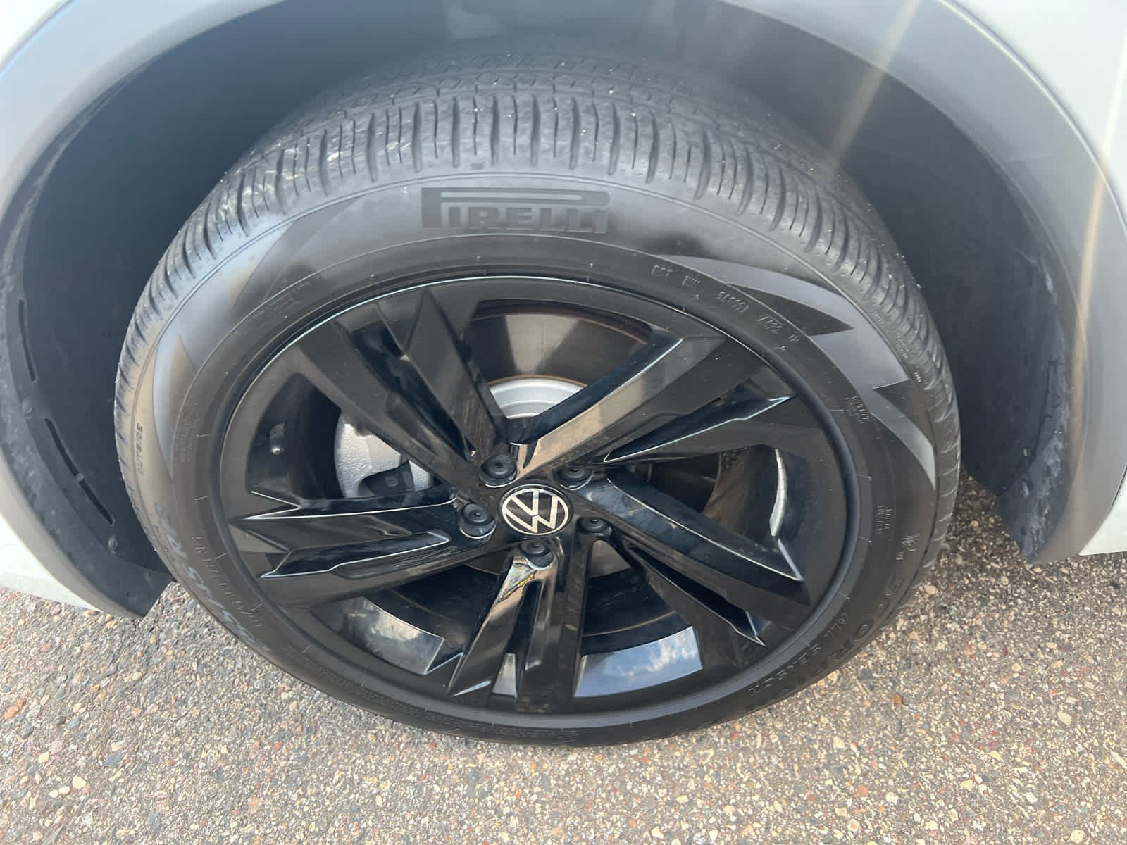 2023 Volkswagen Tiguan SE R-Line Black photo 8