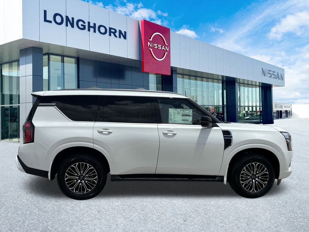 2025 Nissan Armada SL photo 2