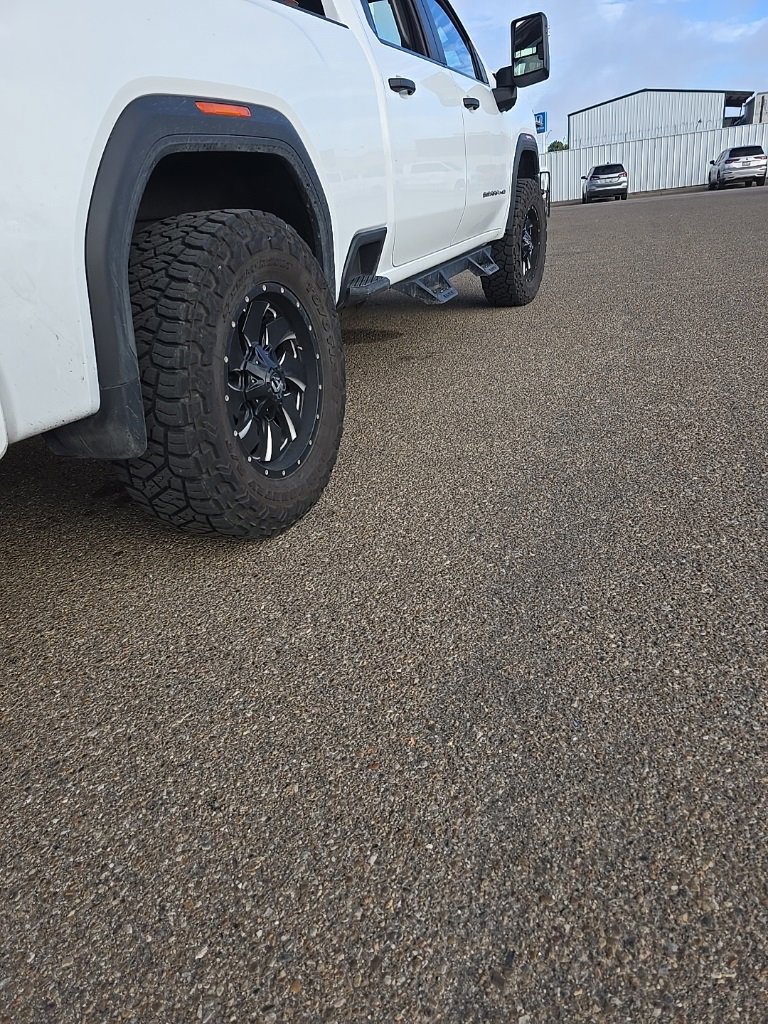 2025 GMC Sierra 2500HD Pro's photo