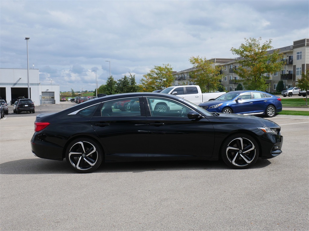 2019 Honda Accord Sport 2.0T photo 7