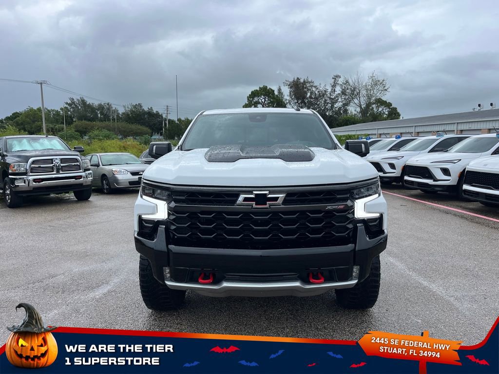 2024 Chevrolet Silverado 1500 ZR2 photo 2