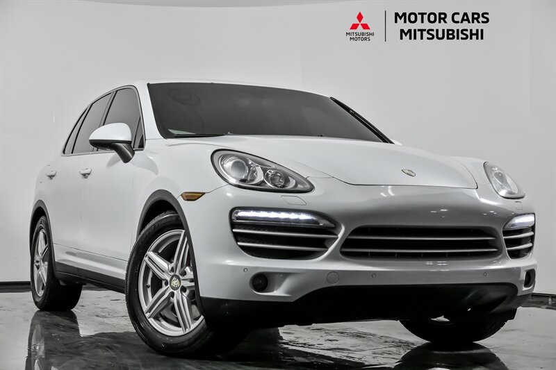 2014 Porsche Cayenne Platinum Edition