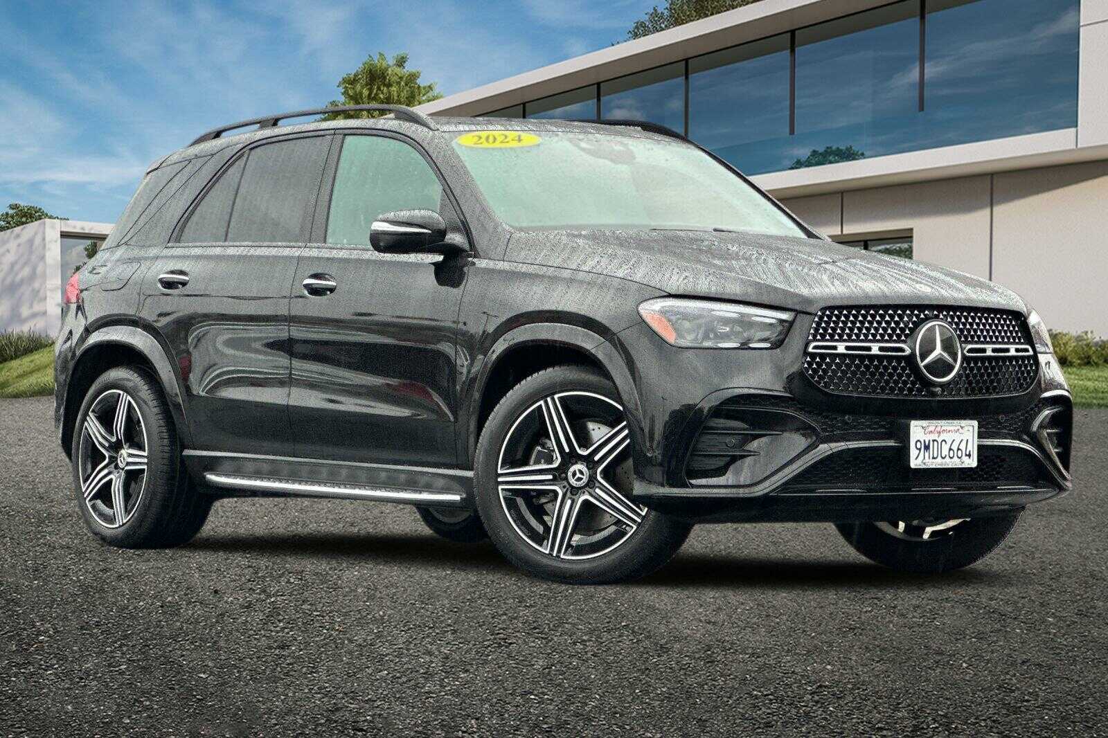2024 Mercedes-Benz GLE GLE450E's photo