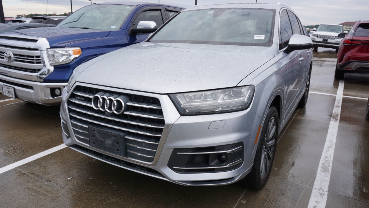 2017 Audi Q7 55 Premium Plus's photo