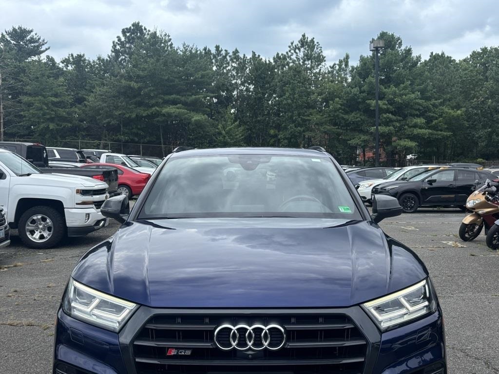 2019 Audi SQ5 Prestige photo 2