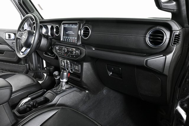 2022 Jeep Wrangler Unlimited Sahara photo 20