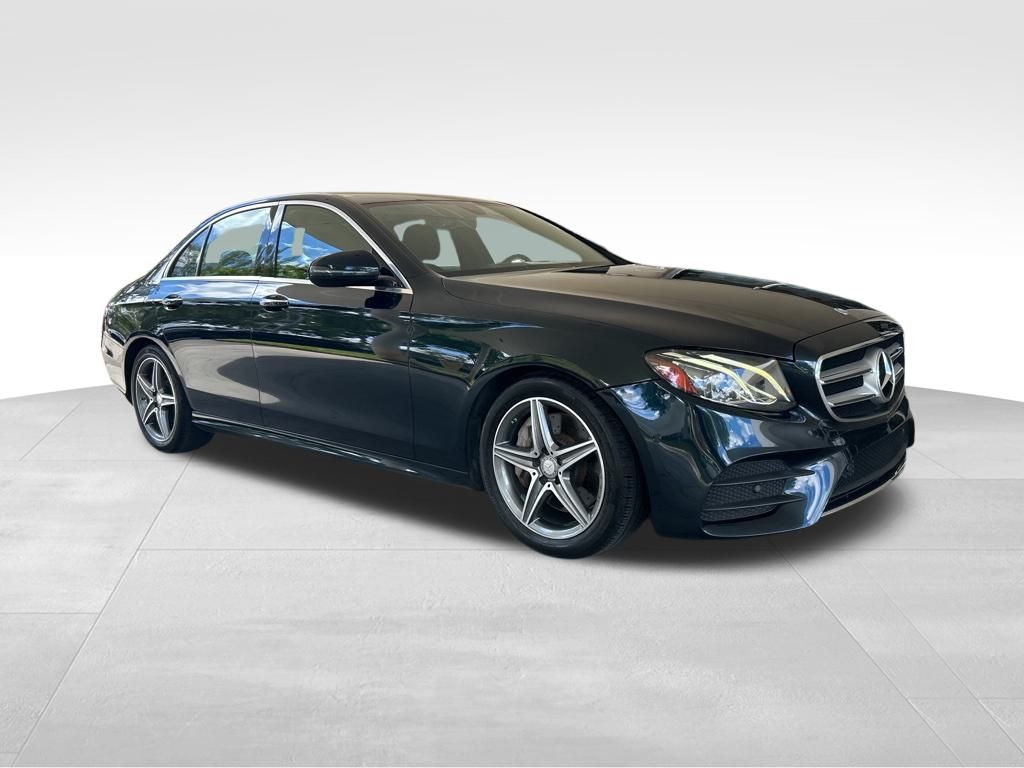 2017 Mercedes Benz E 300 photo 2