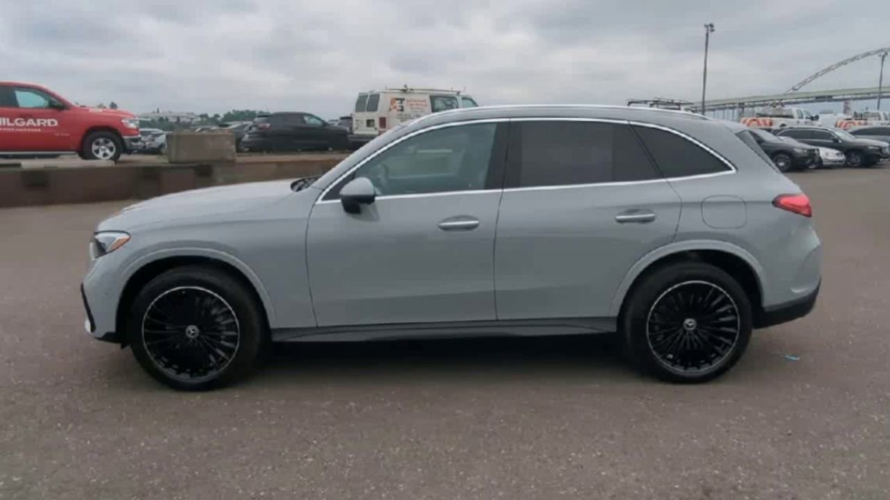 2026 Mercedes Benz GLC 350e 4MATIC photo 28