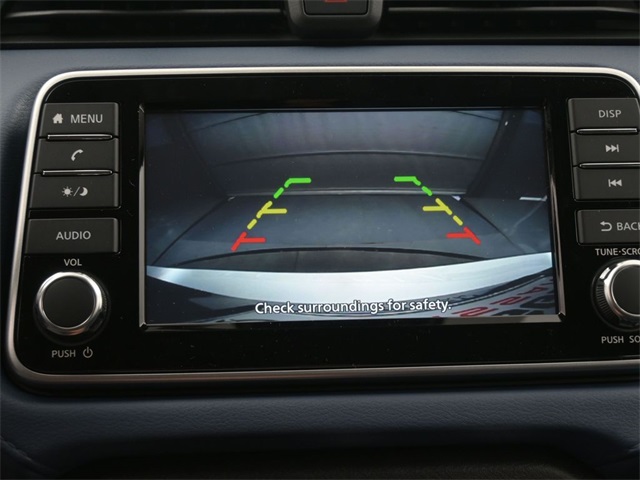 2025 Nissan Versa SV photo 6