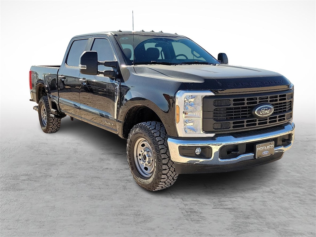 2025 Ford F-250 Super Duty XL's photo
