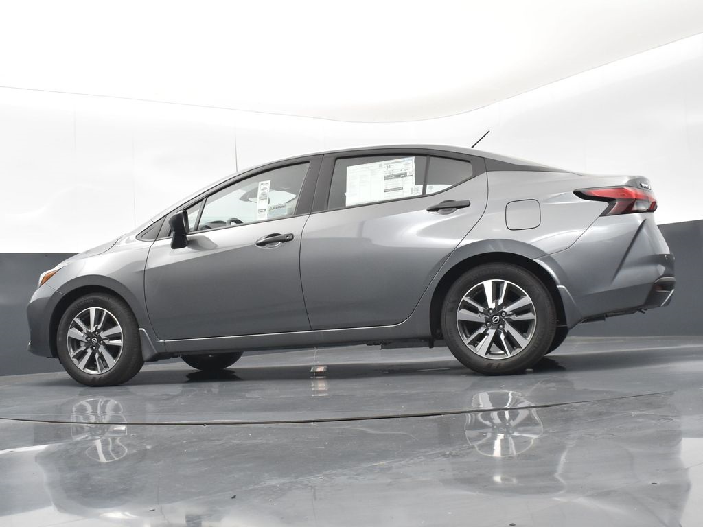 2025 Nissan Versa 1.6 S photo 31
