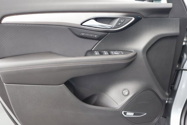 2025 Buick Envision Sport Touring photo 9