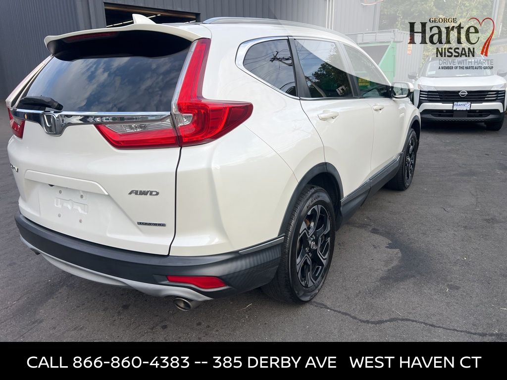 2017 Honda CR-V Touring photo 7