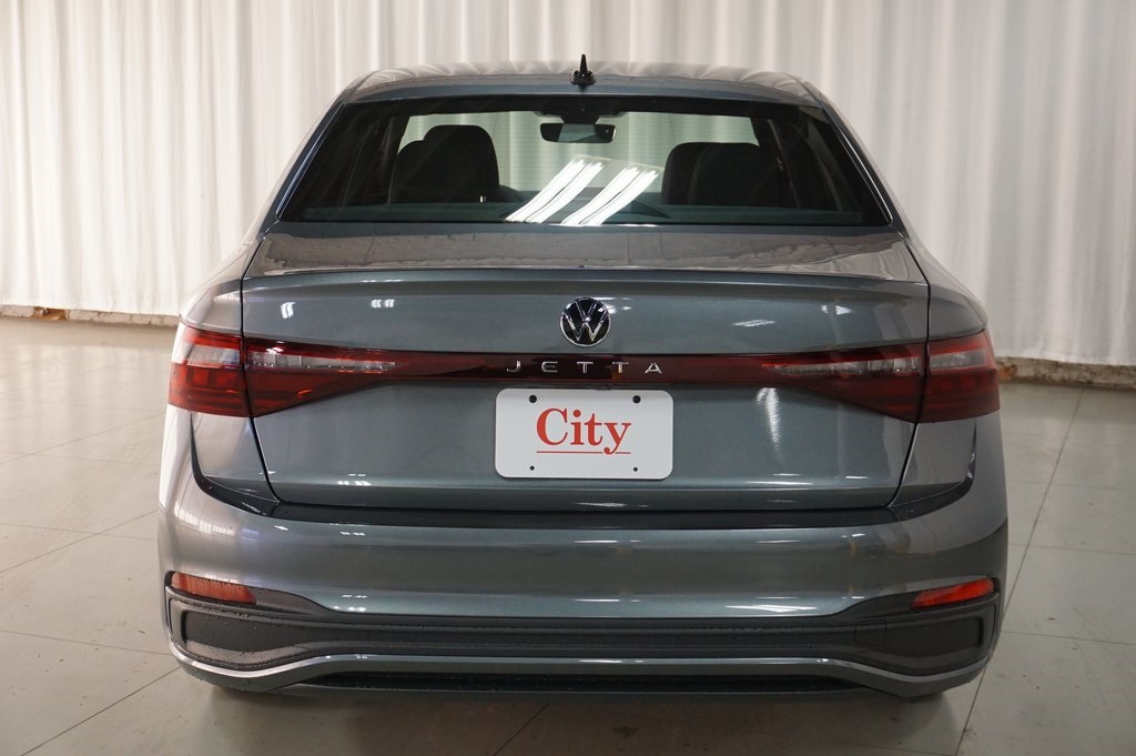 2025 Volkswagen Jetta 1.5T Sport photo 7