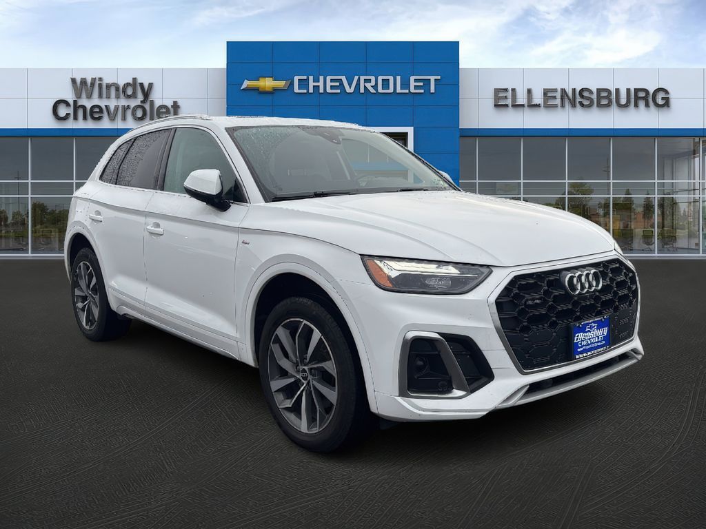 2024 Audi Q5 Premium Plus's photo