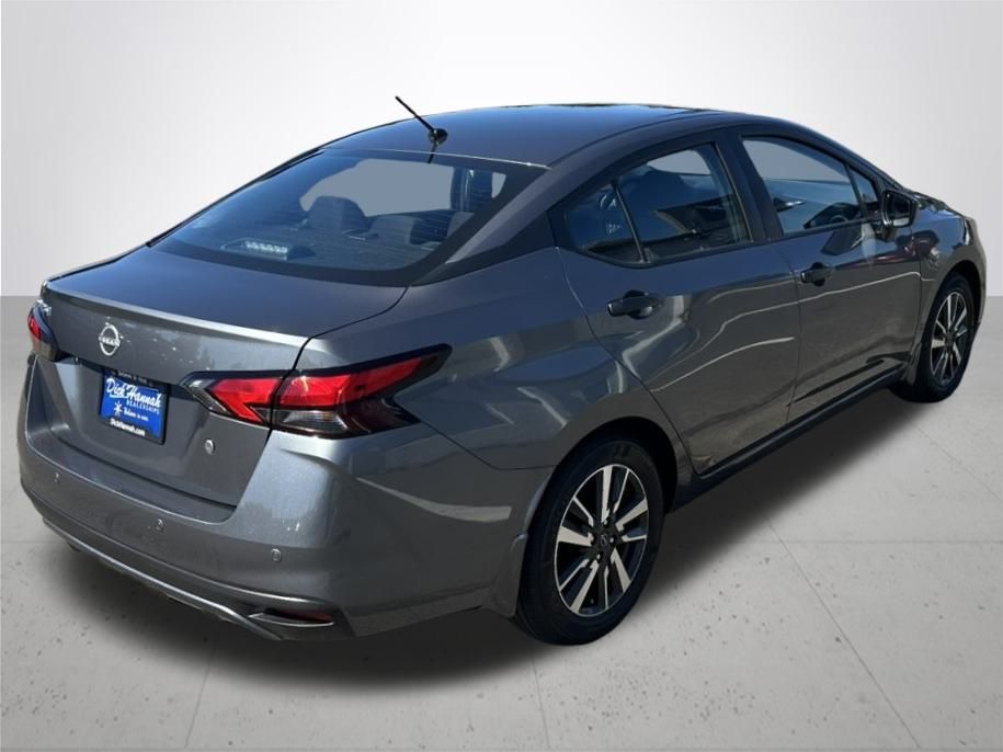 2025 Nissan Versa 1.6 S photo 7