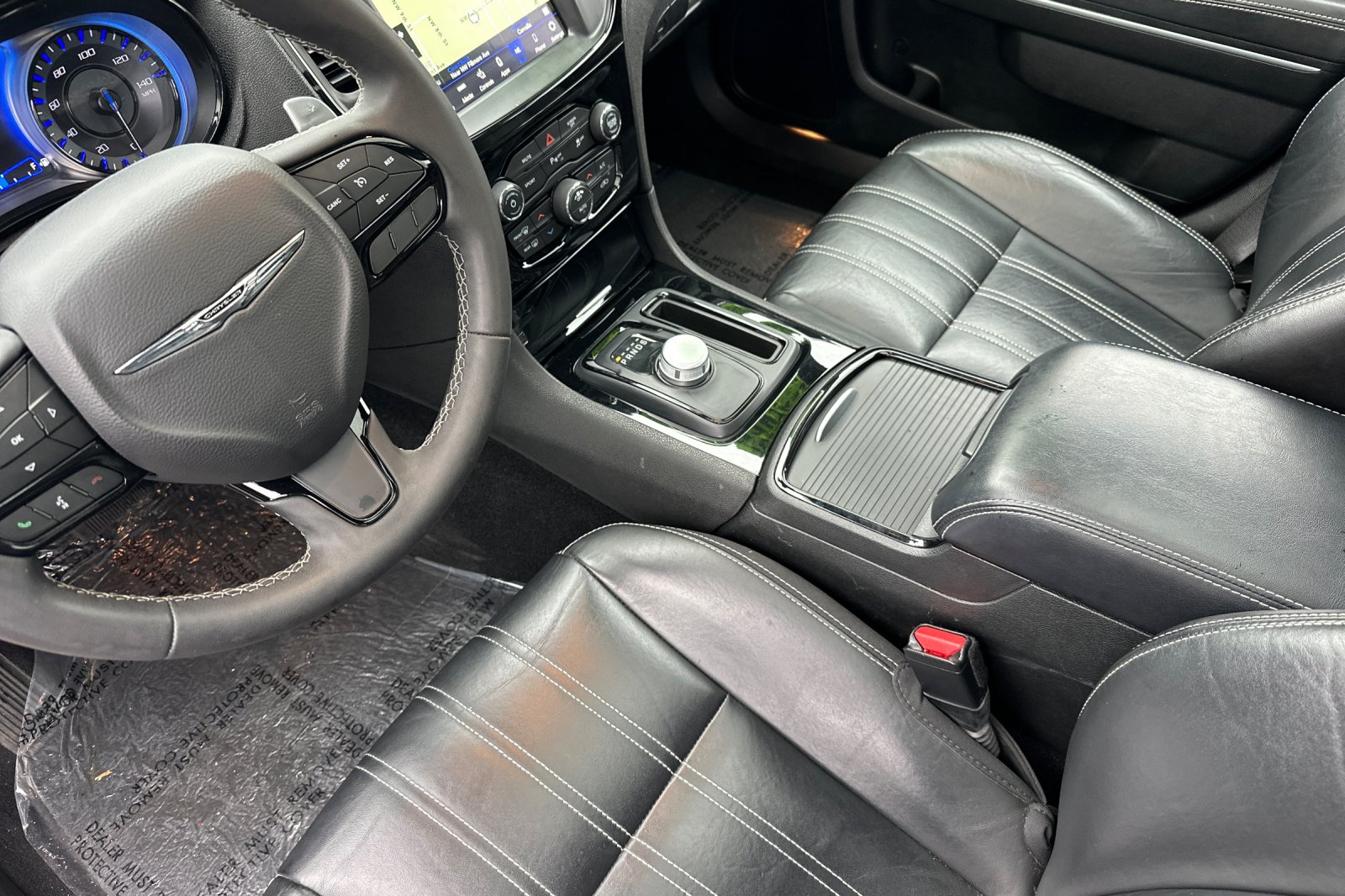 2023 Chrysler 300 S photo 9