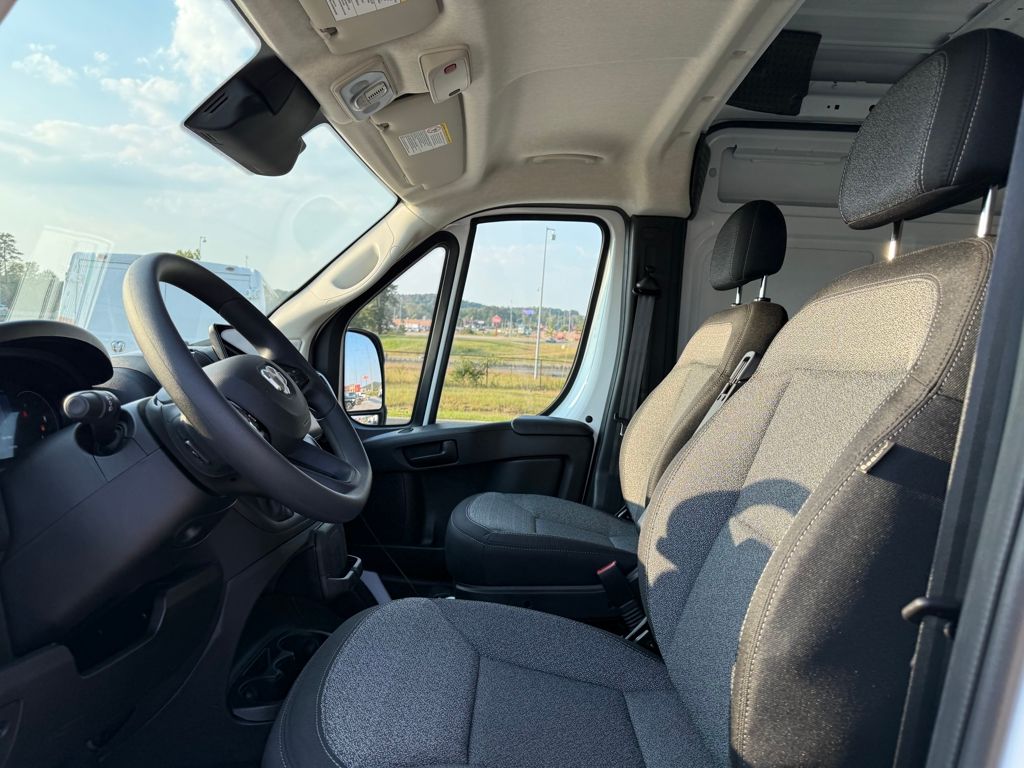 2026 Ram ProMaster 3500 photo 8