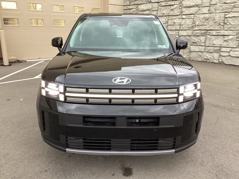 2026 Hyundai Santa Fe SE photo 2