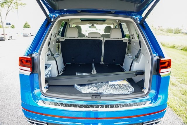 2026 Volkswagen Atlas SEL Premium R-Line photo 30
