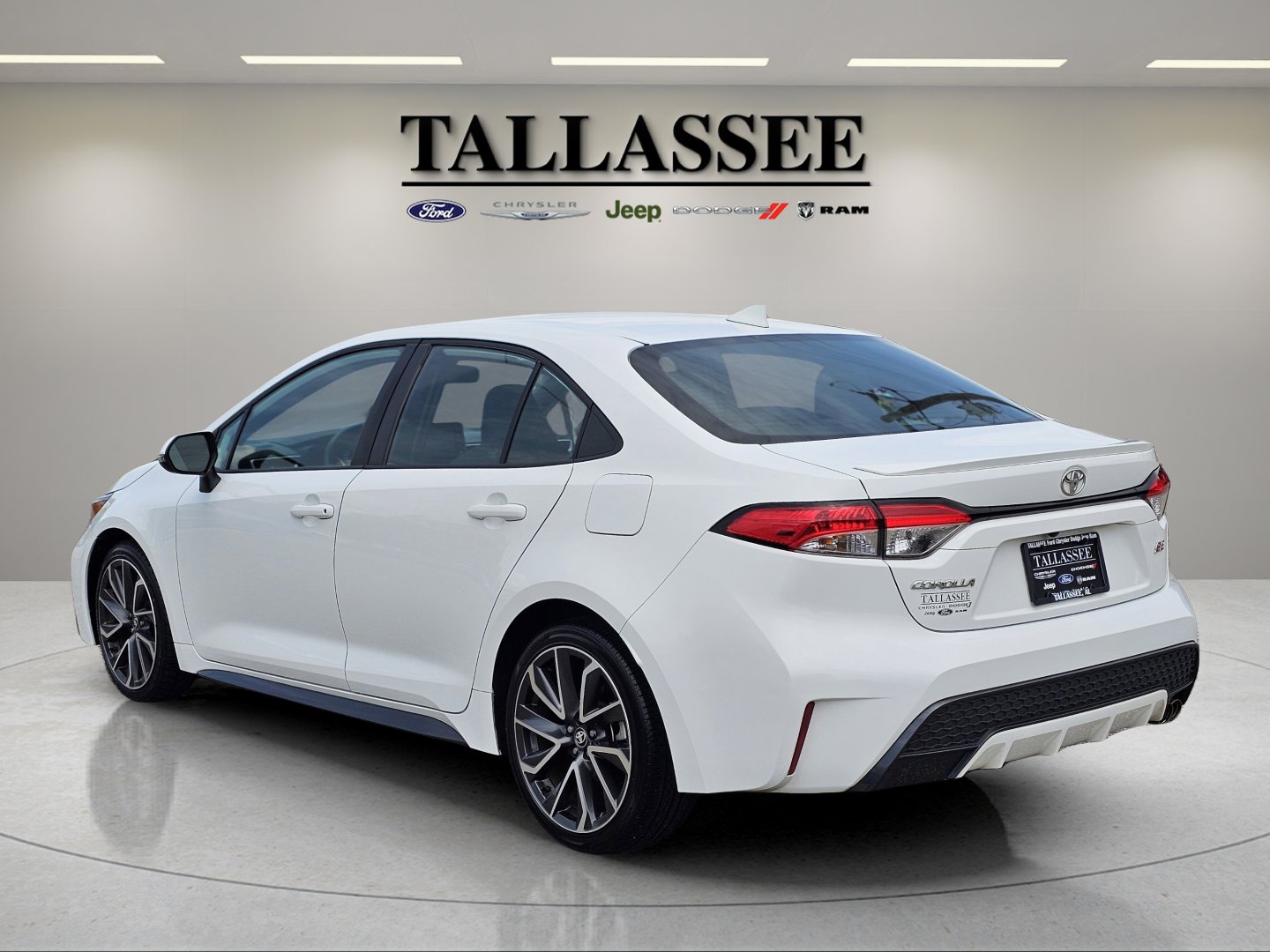 2020 Toyota Corolla SE photo 10