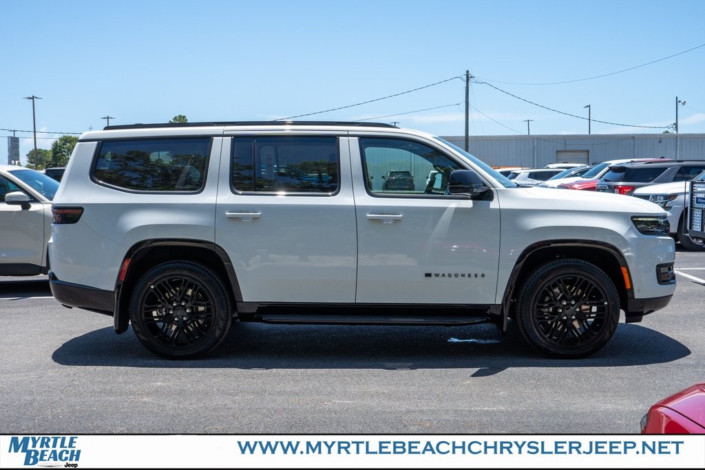 2025 Jeep Wagoneer Series II Carbide photo 6