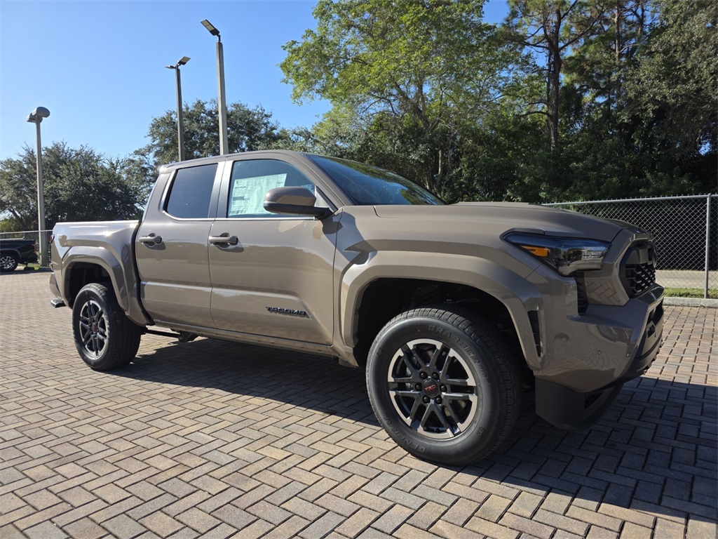 2026 Toyota Tacoma TRD Sport's photo