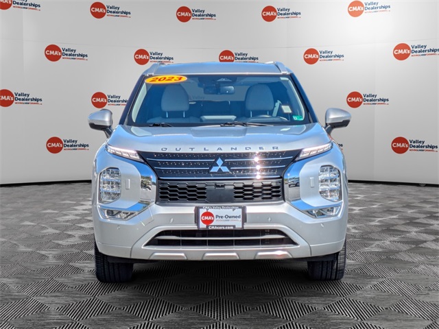 2023 Mitsubishi Outlander SEL photo 2