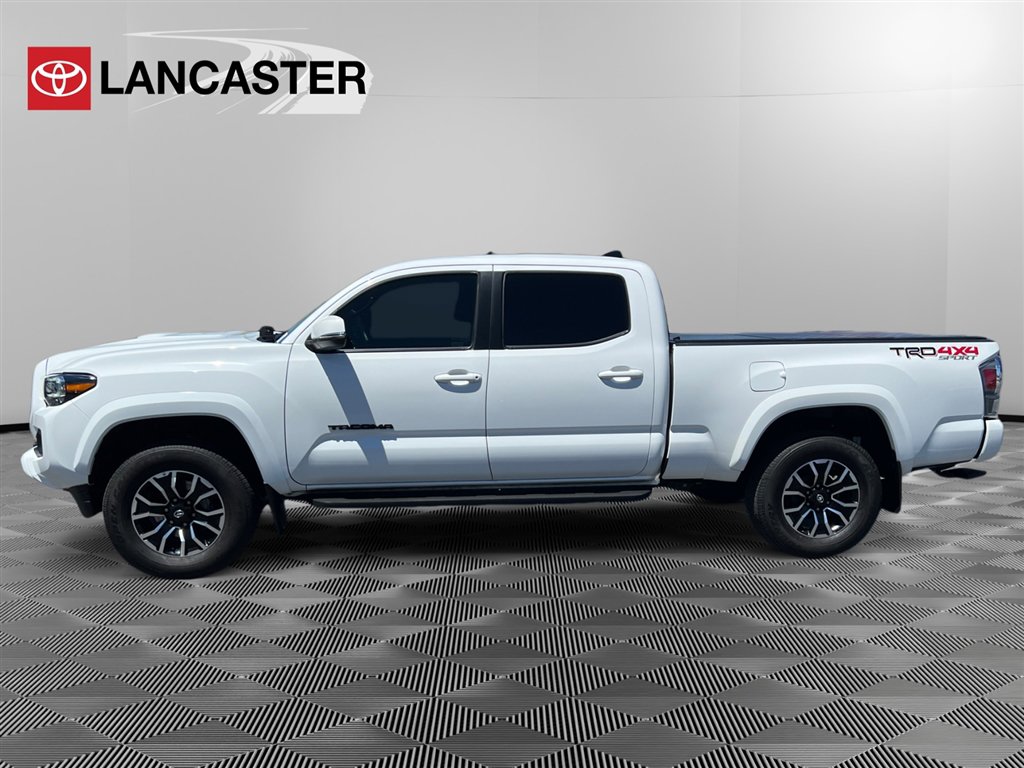 2023 Toyota Tacoma SR5 4x4 photo 2