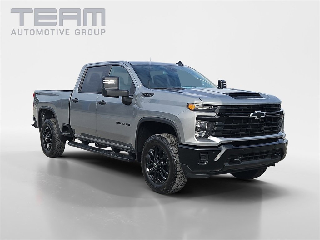 2026 Chevrolet Silverado 2500HD Custom's photo
