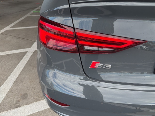 2017 Audi S3 Premium Plus photo 4