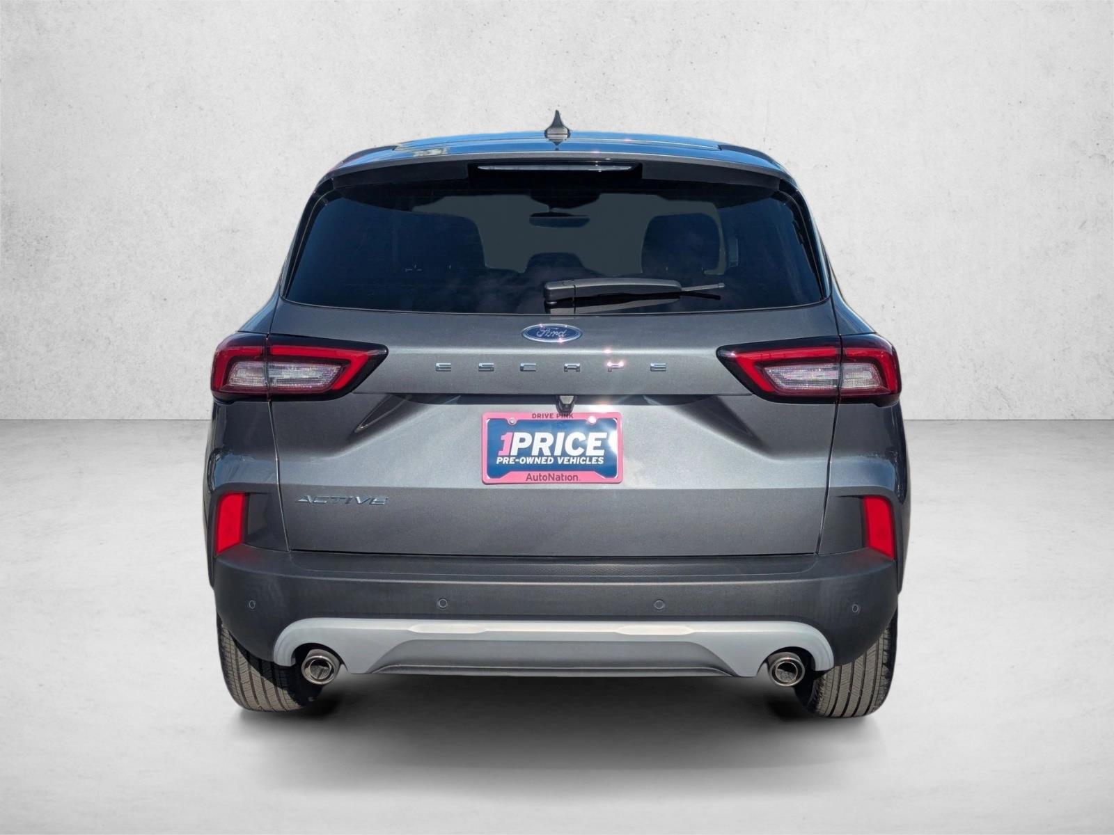 2024 Ford Escape Active photo 2