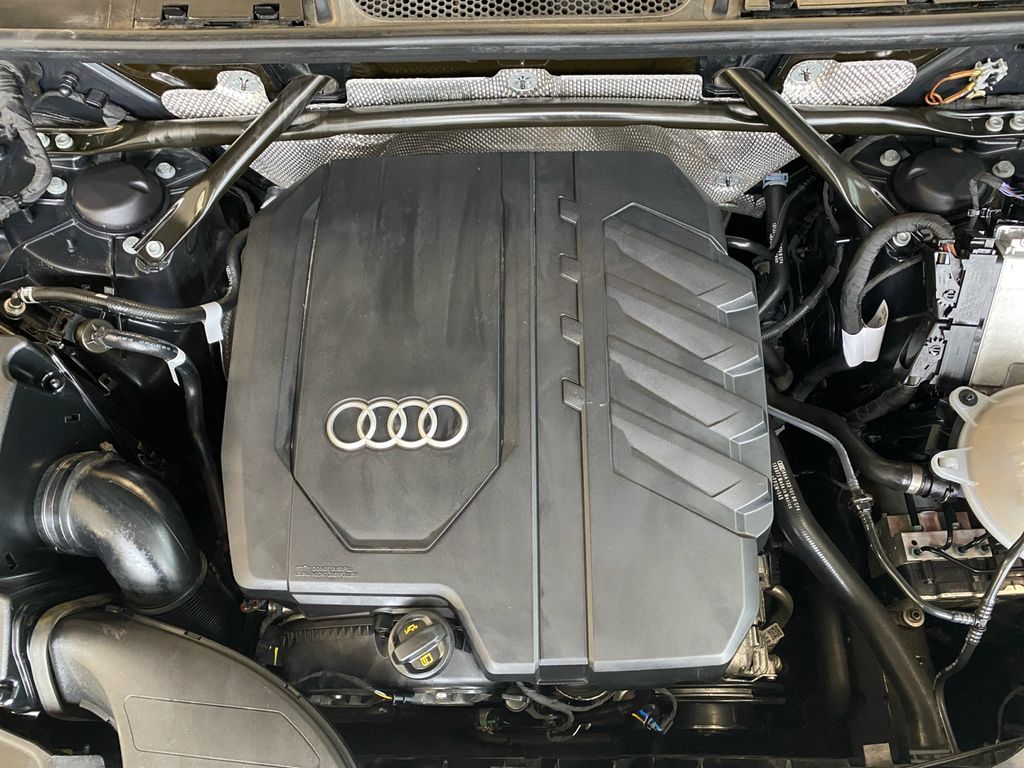 2024 Audi Q5 45 S line Premium photo 19