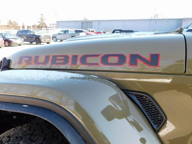 2025 Jeep Wrangler Rubicon X photo 33