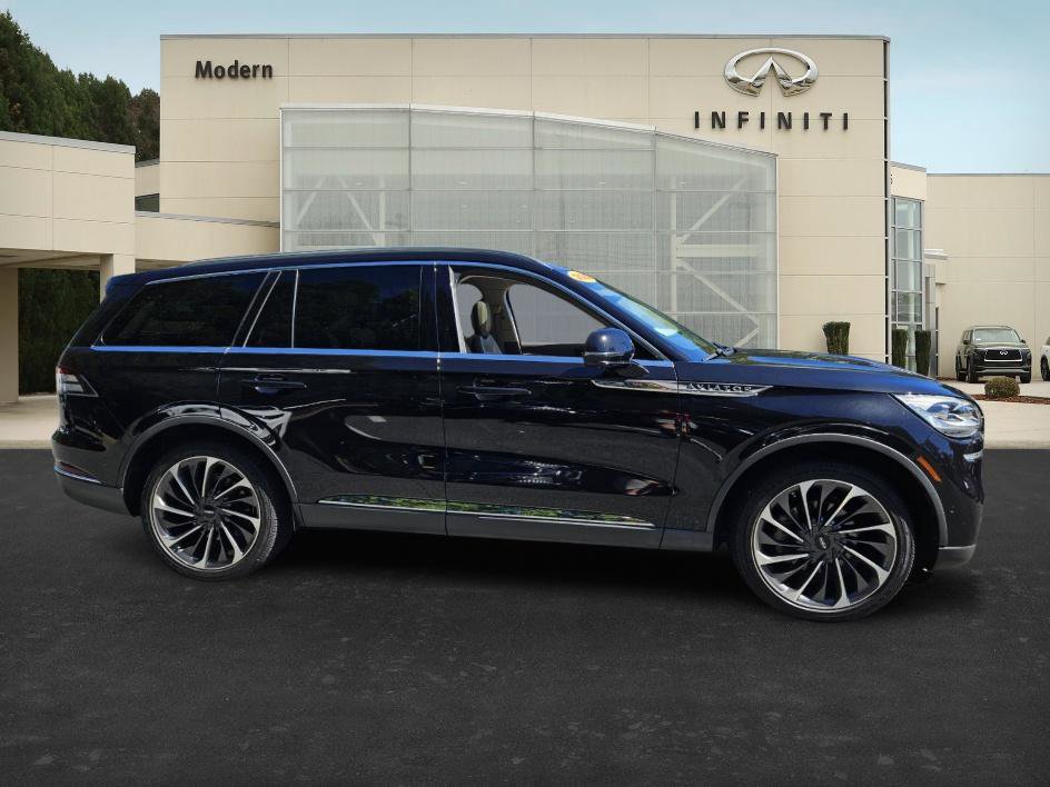2020 Lincoln Aviator Reserve photo 3
